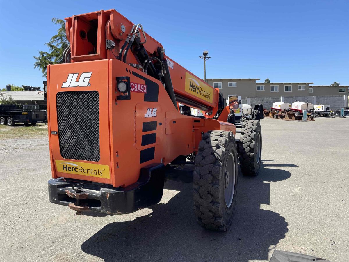 2018 SkyTrak 10042