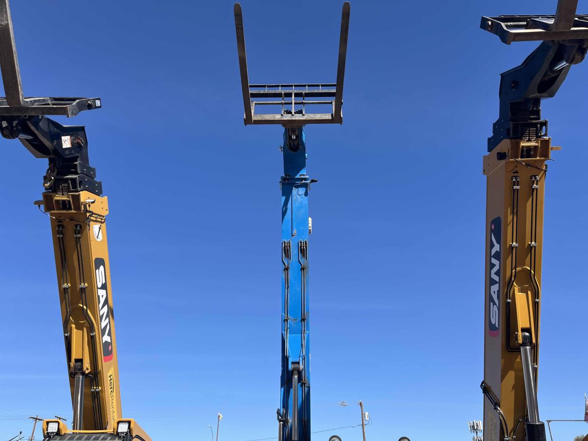 2018 Genie GTH 844