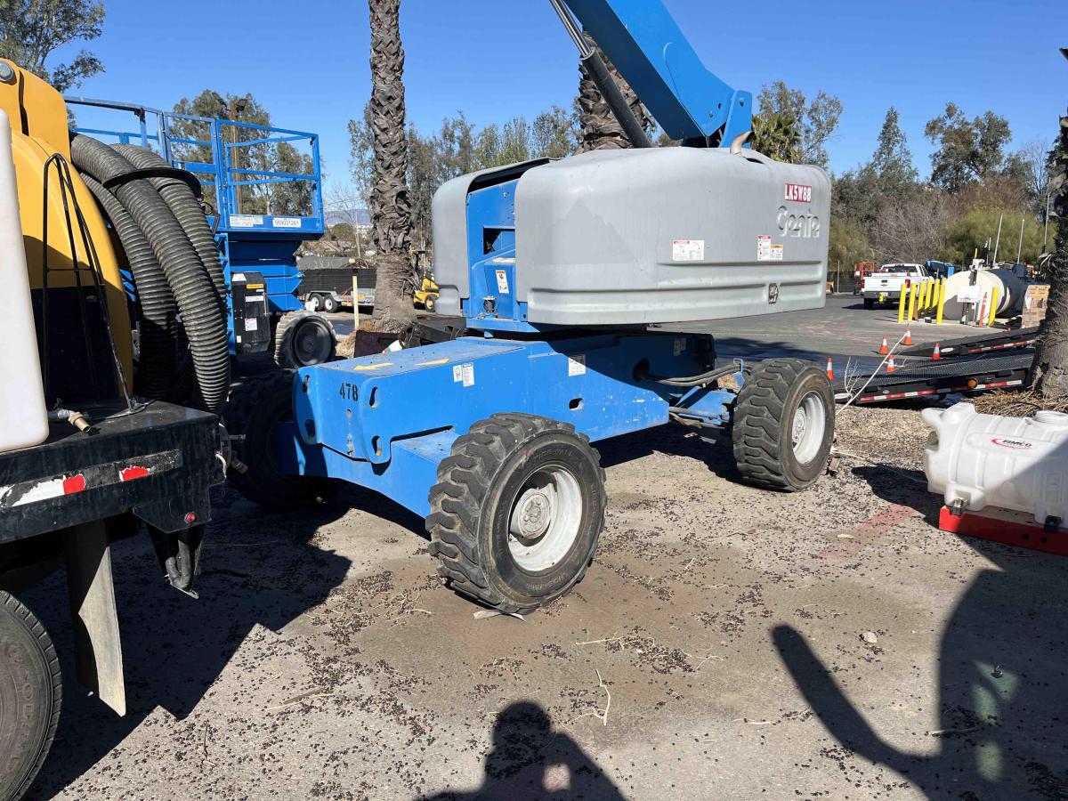 2015 Genie S-45