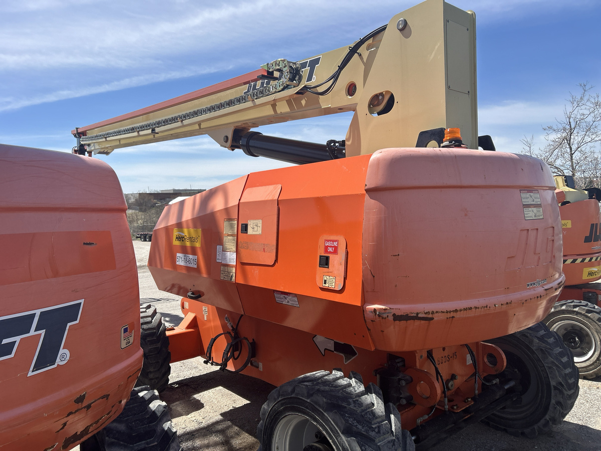 2017 JLG 860SJ-4