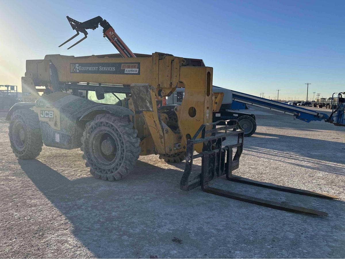 2017 JCB 510-56-4