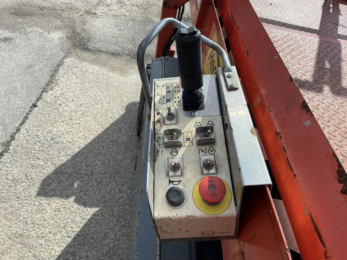 2019 Skyjack SJ-6832RT-5