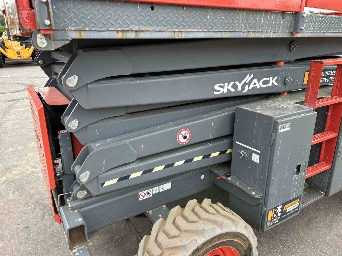 2016 Skyjack SJ8841 RT-16