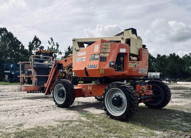 2017 JLG 340AJ-9