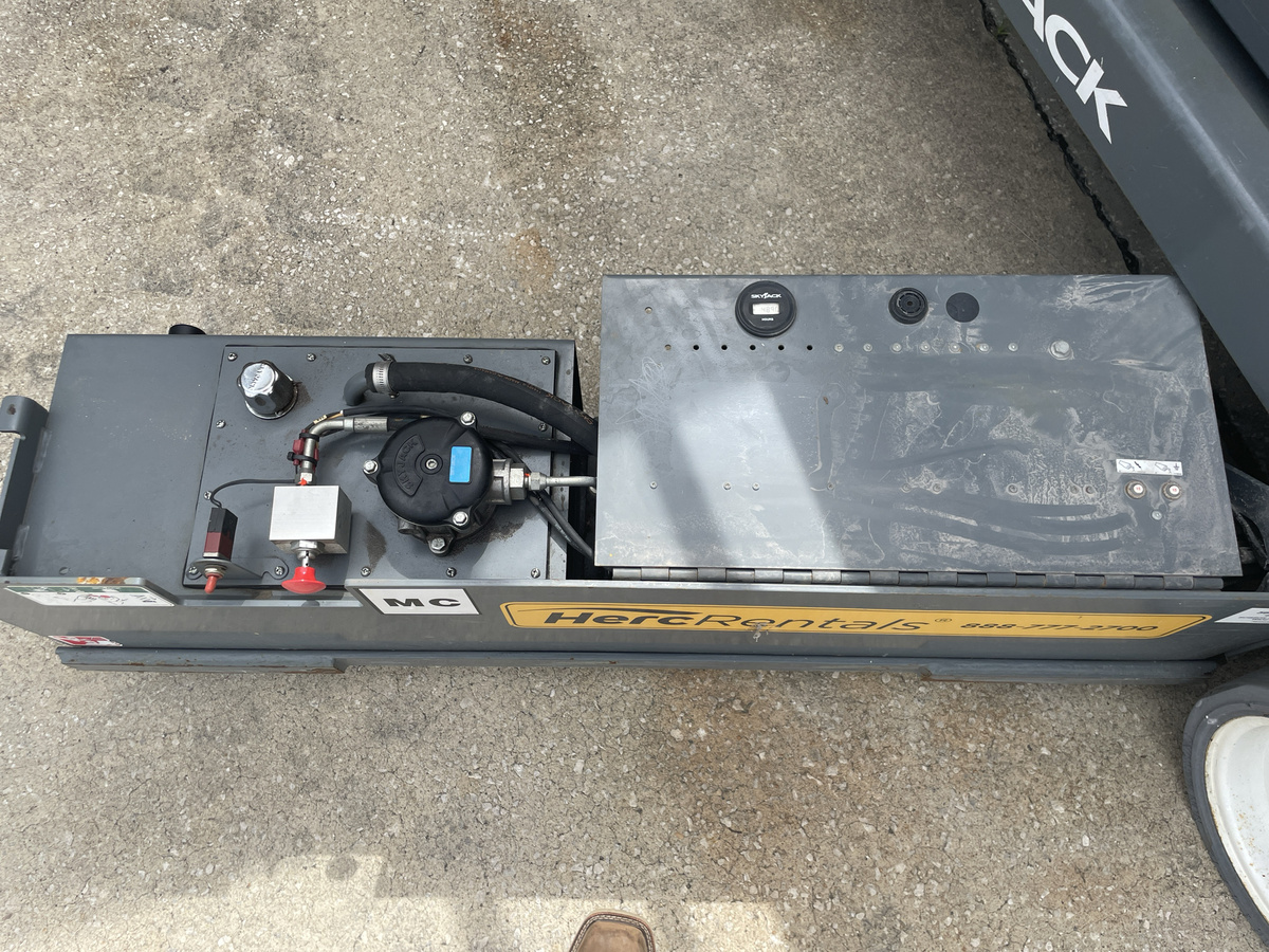 2019 Skyjack SJ4740-6