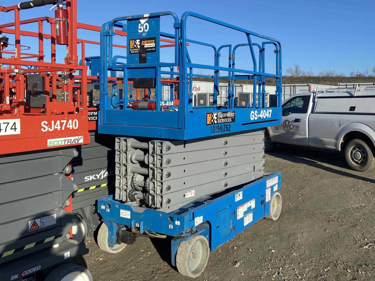 2016 Genie GS-4047