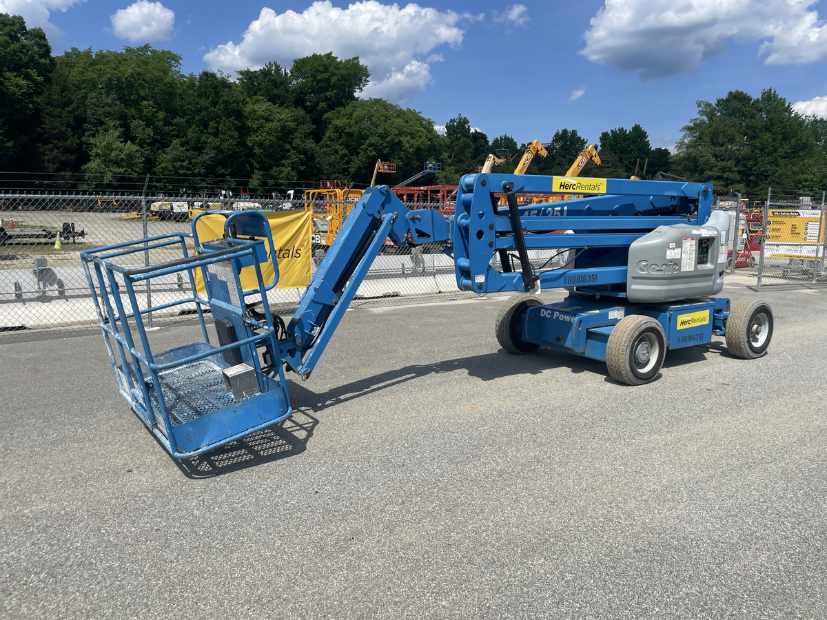 2014 Genie Z-45/25J