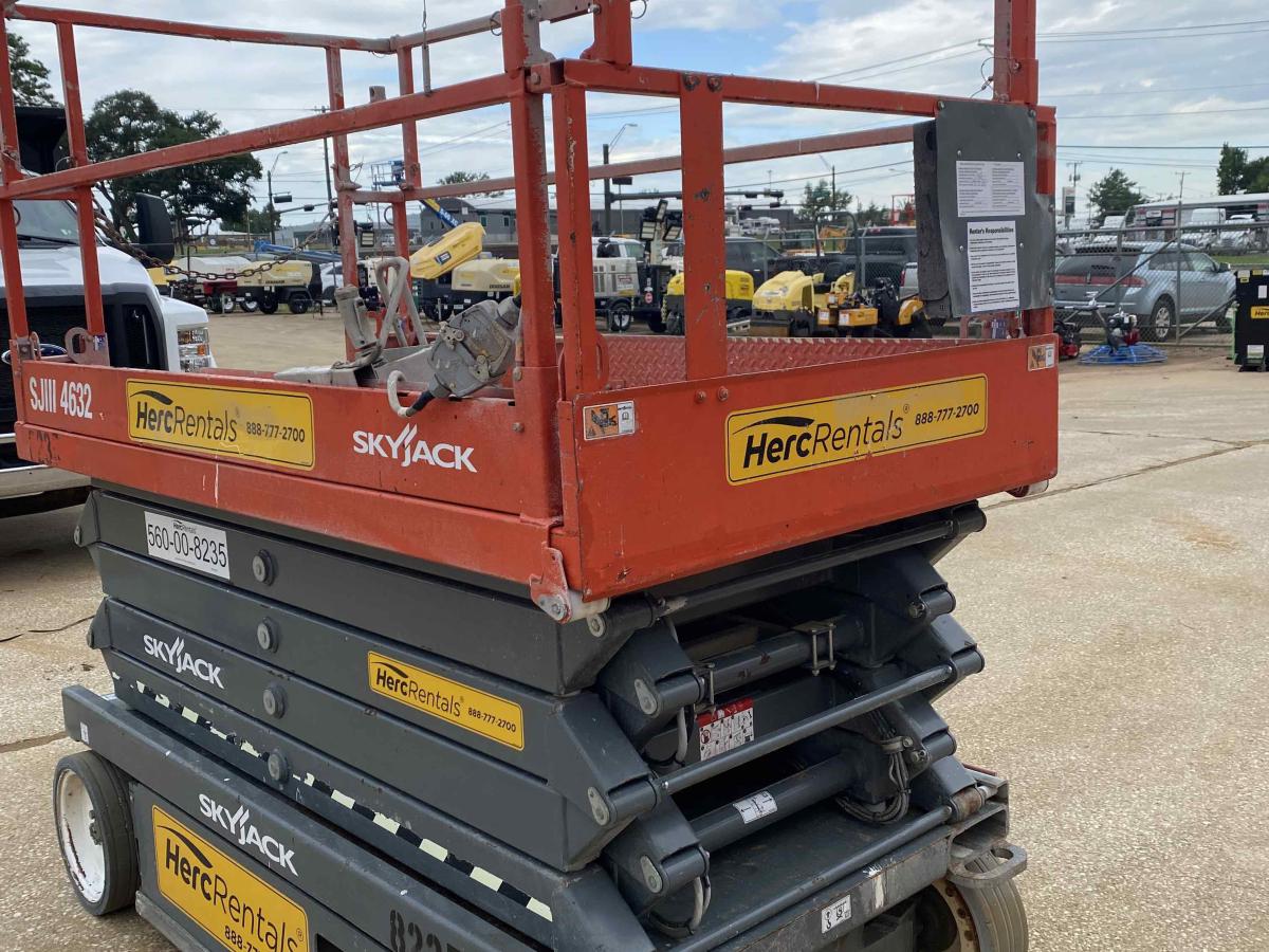 2017 Skyjack SJ4632