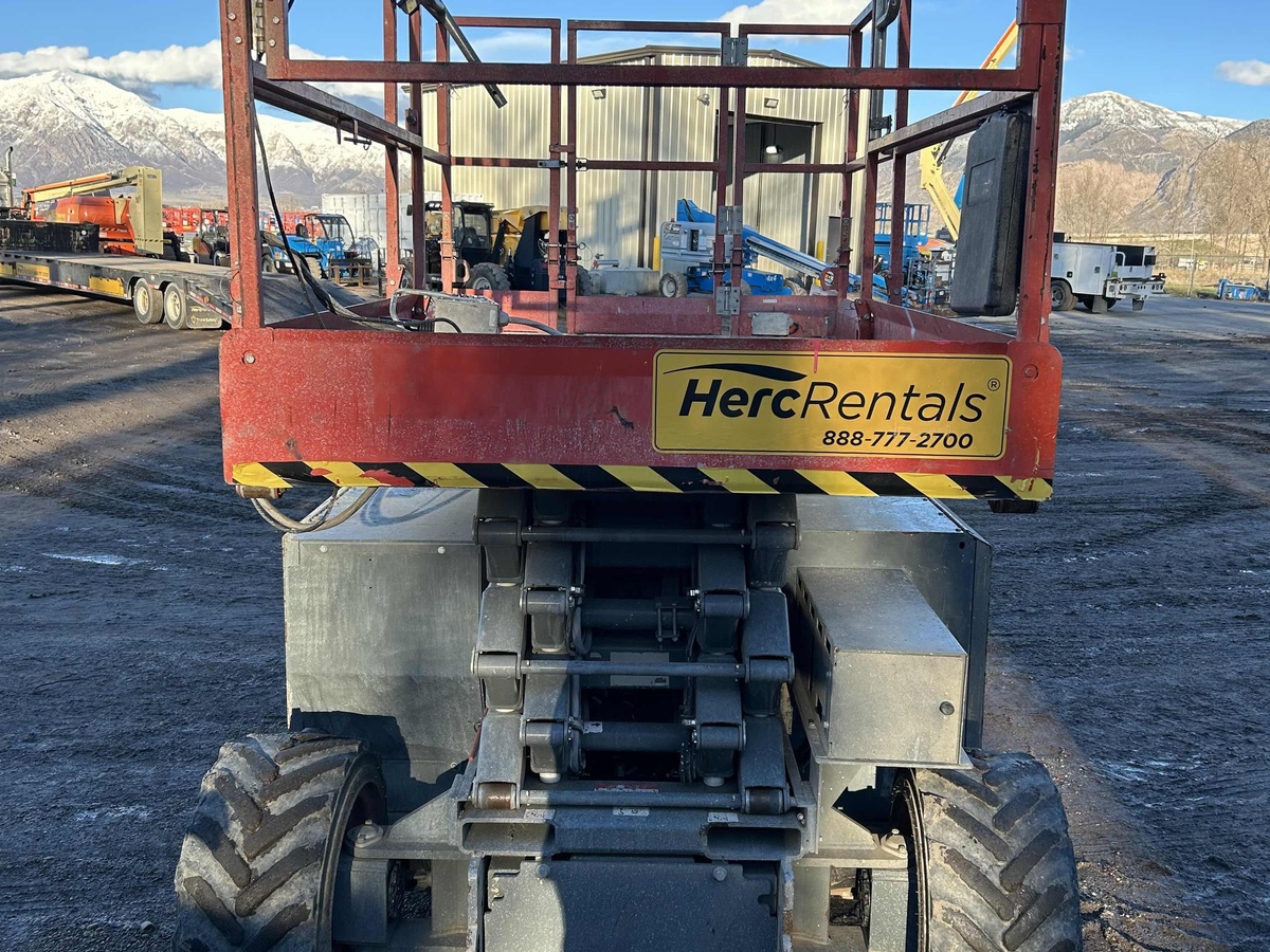 2018 Skyjack SJ-6832RT-2