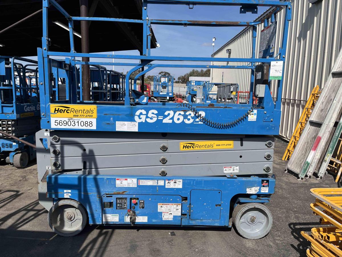 2018 Genie GS-2632