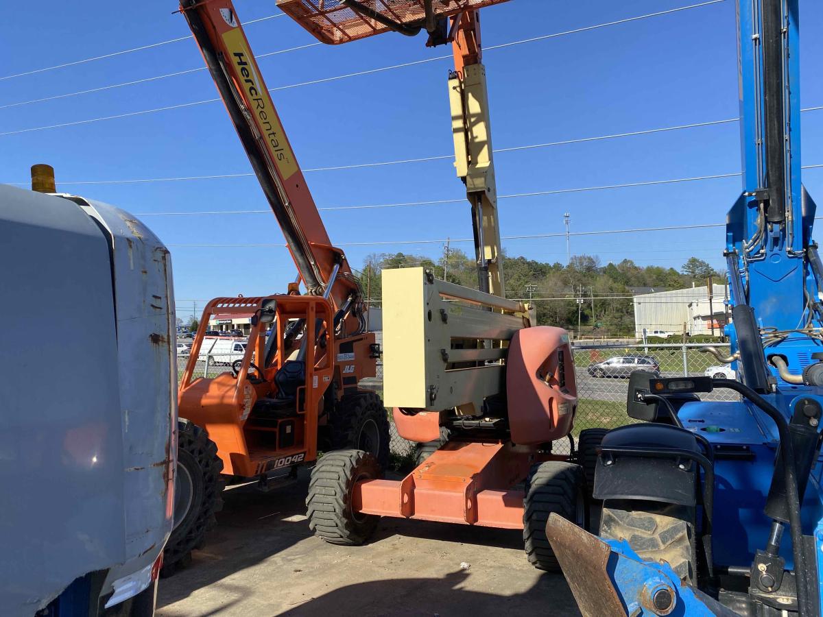 2012 JLG 450AJ