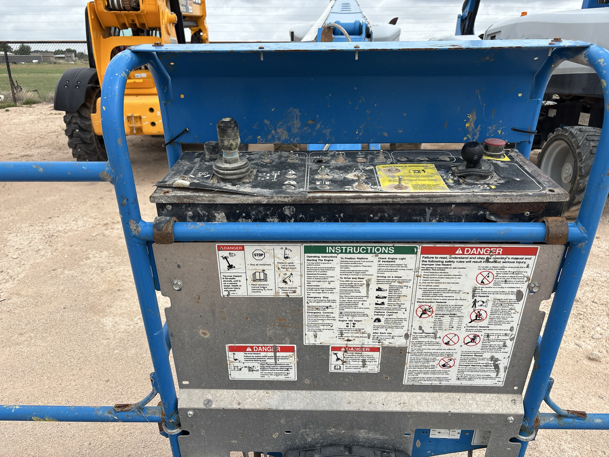2016 Genie S-85-8
