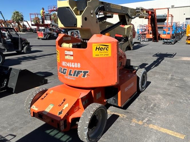 2018 JLG E400AJPN-4