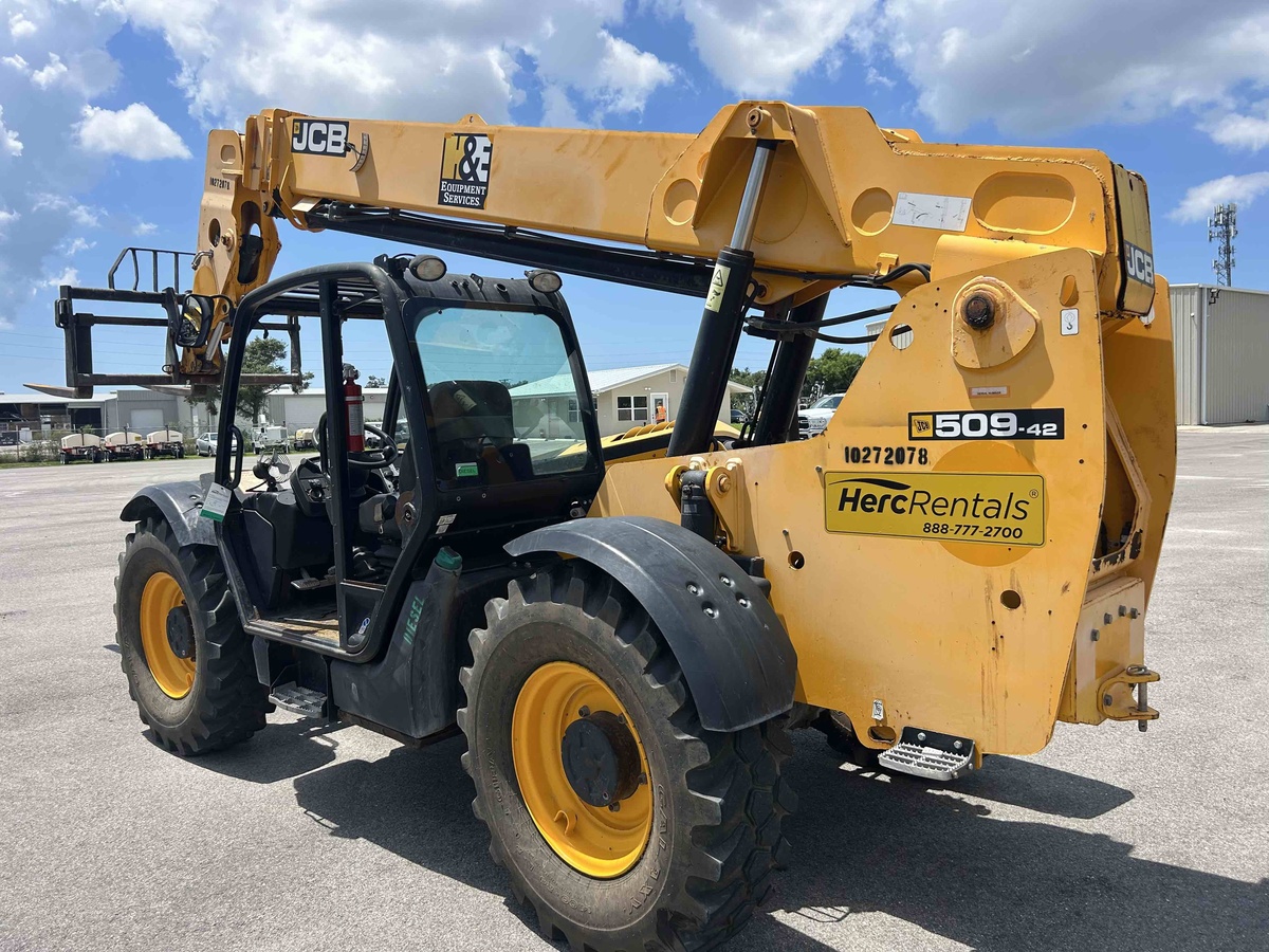 2019 JCB 509-42-4
