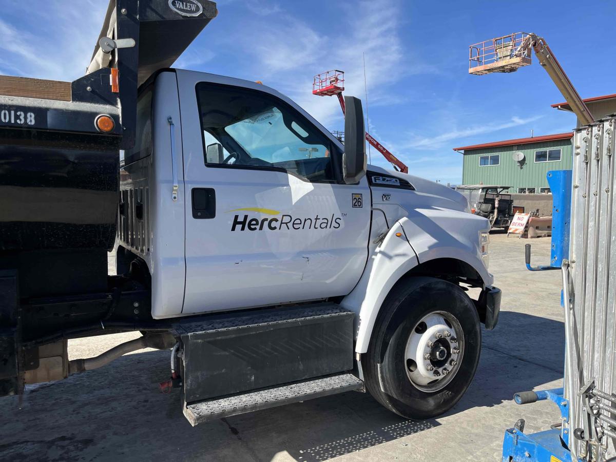 2017 Ford F750