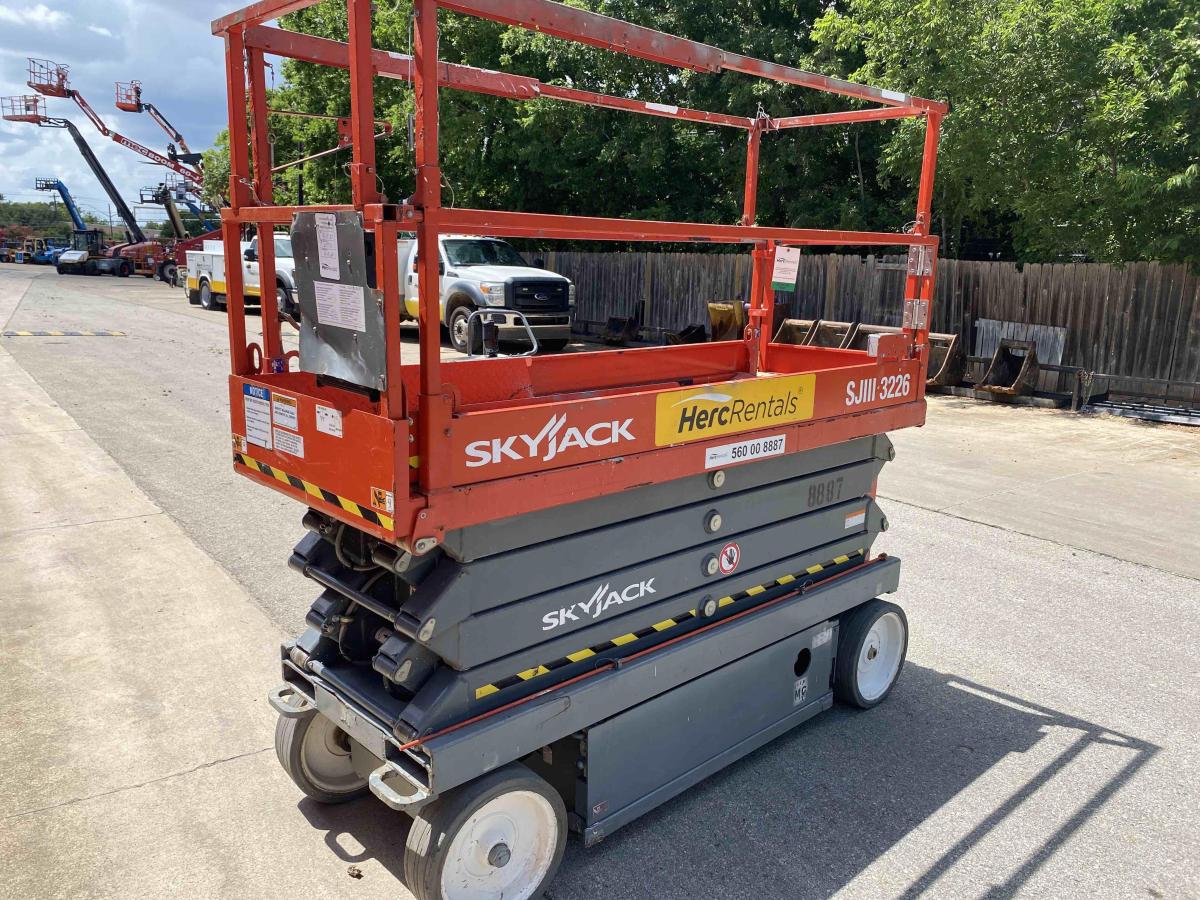 2017 Skyjack SJ3226