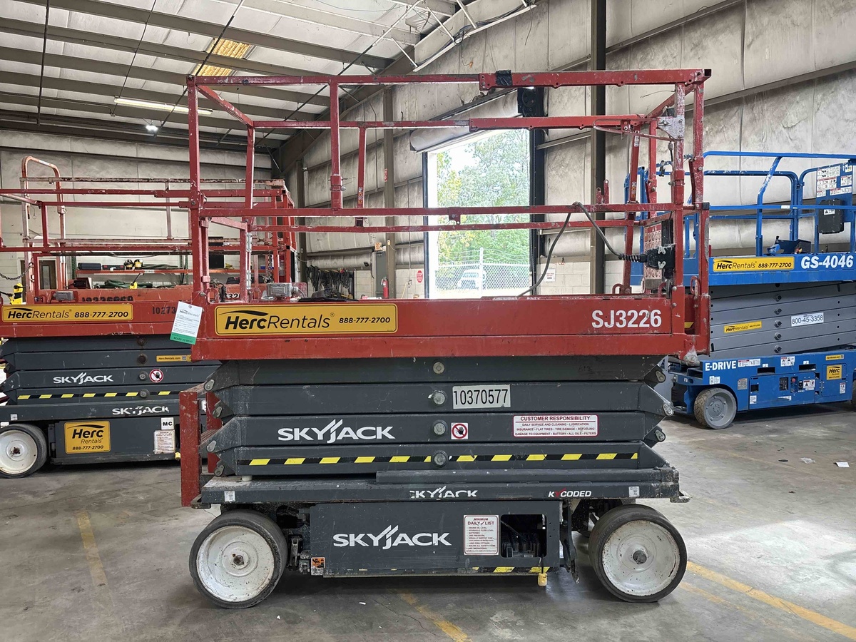 2022 Skyjack SJ3226-2