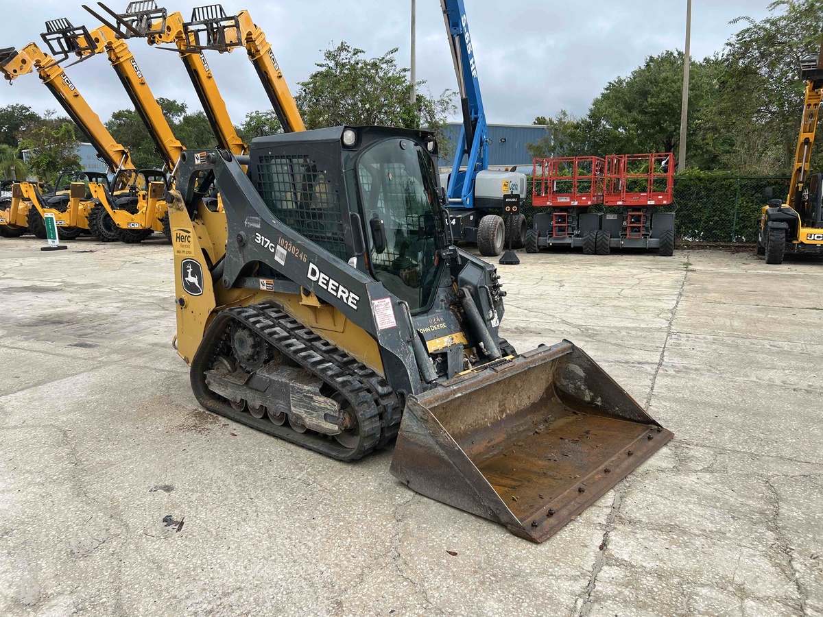 2021 John Deere 317G