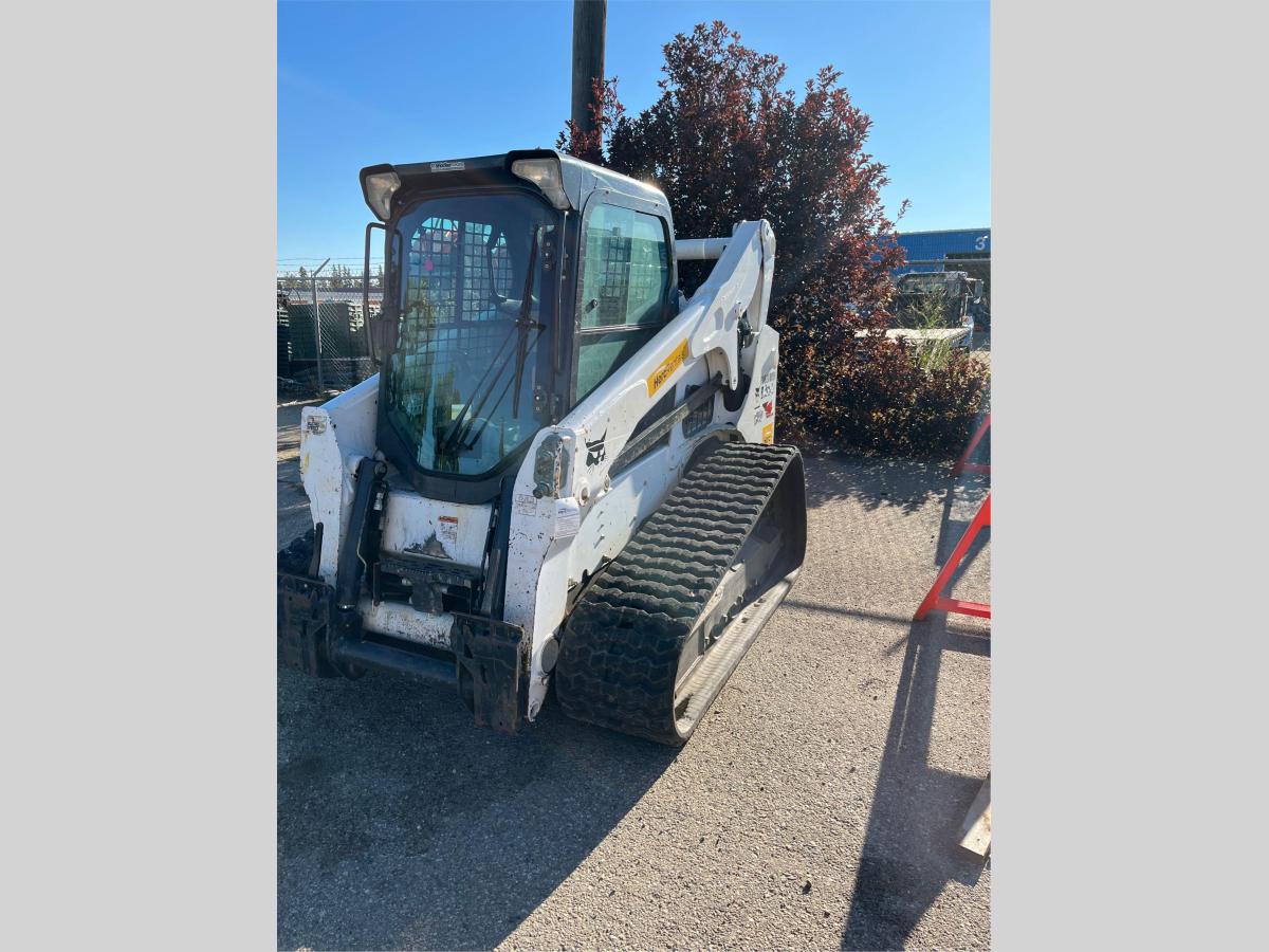 2018 Bobcat T740