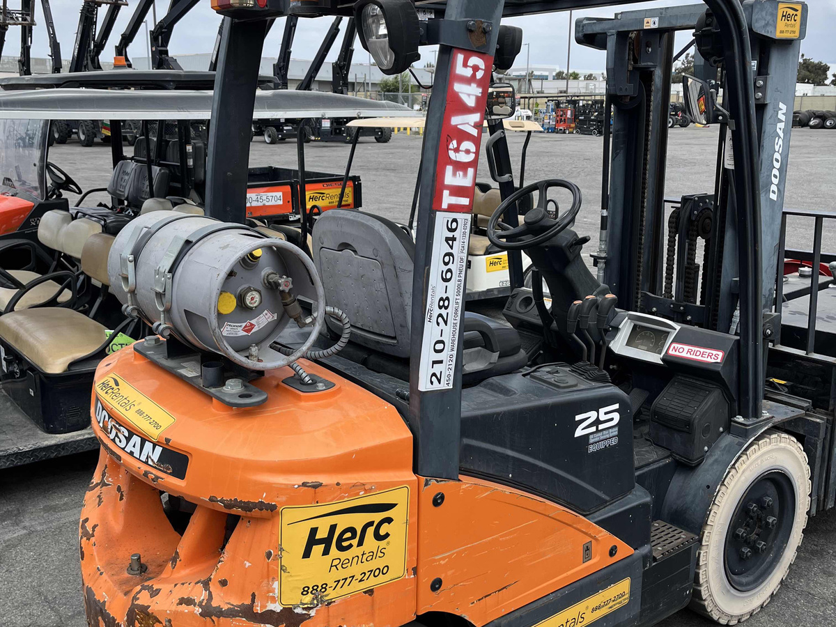 2019 Doosan G25N-7