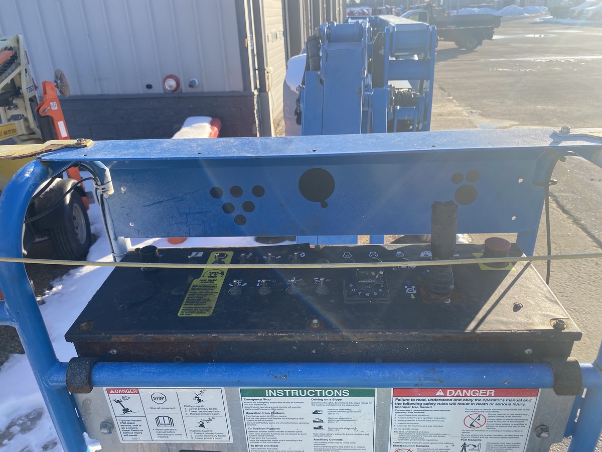 2017 Genie Z-45/25-5