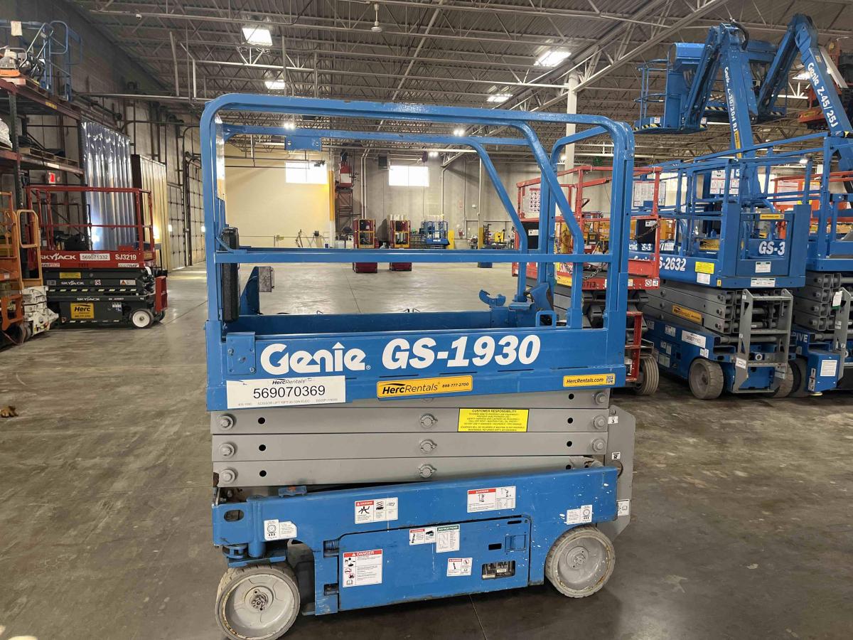 2018 Genie GS-1930
