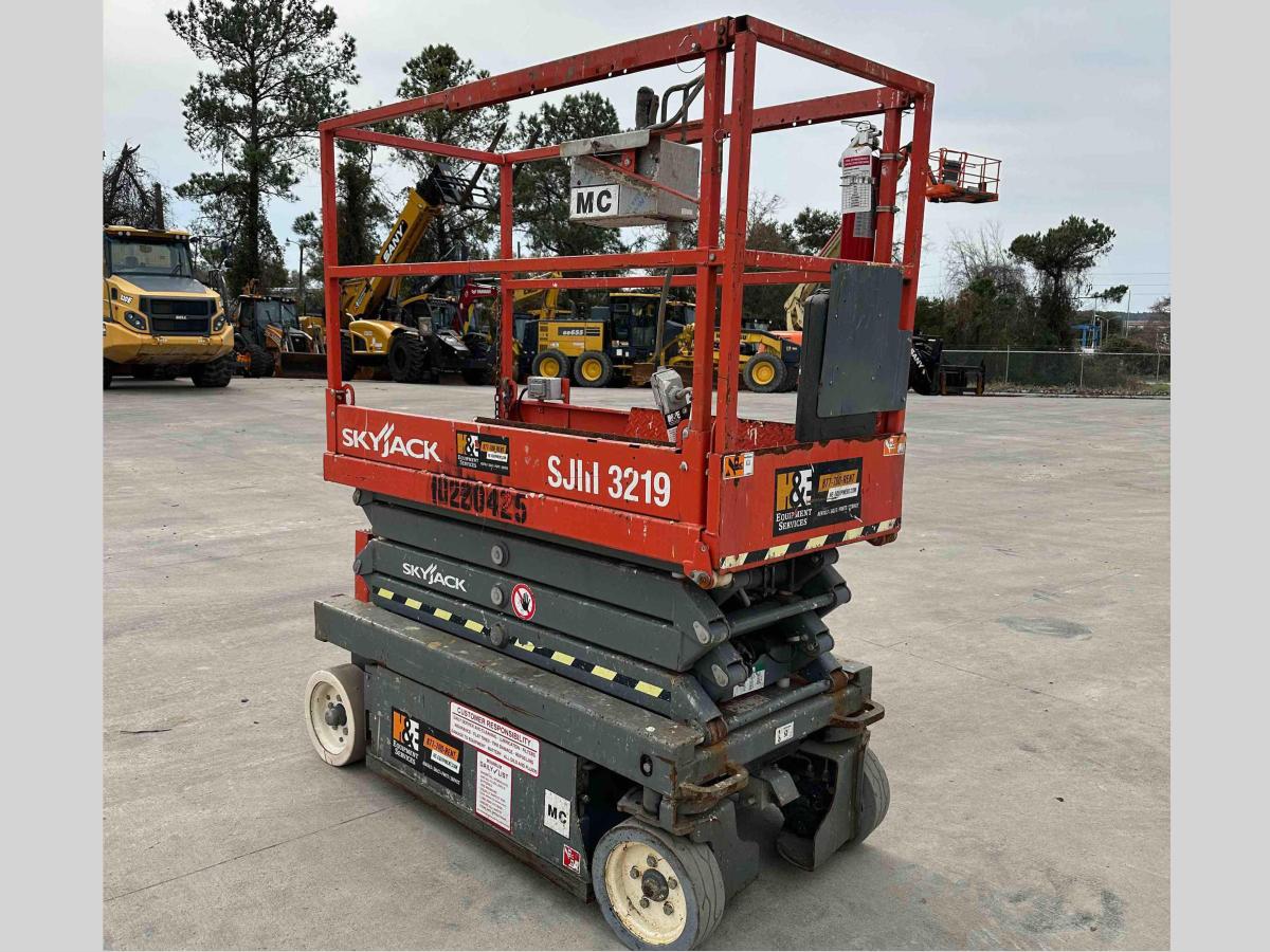2017 Skyjack SJ3219