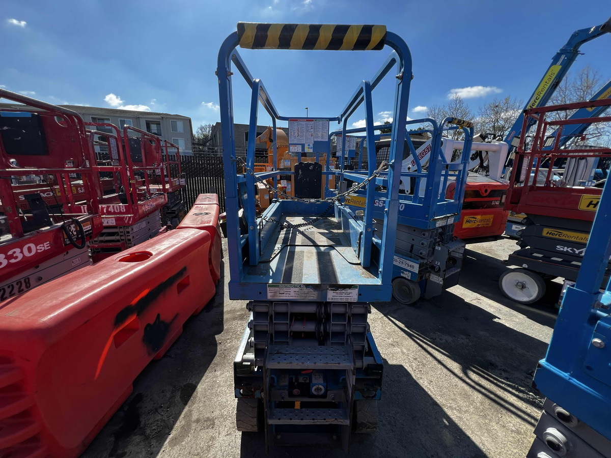 2018 Genie GS-1930-4