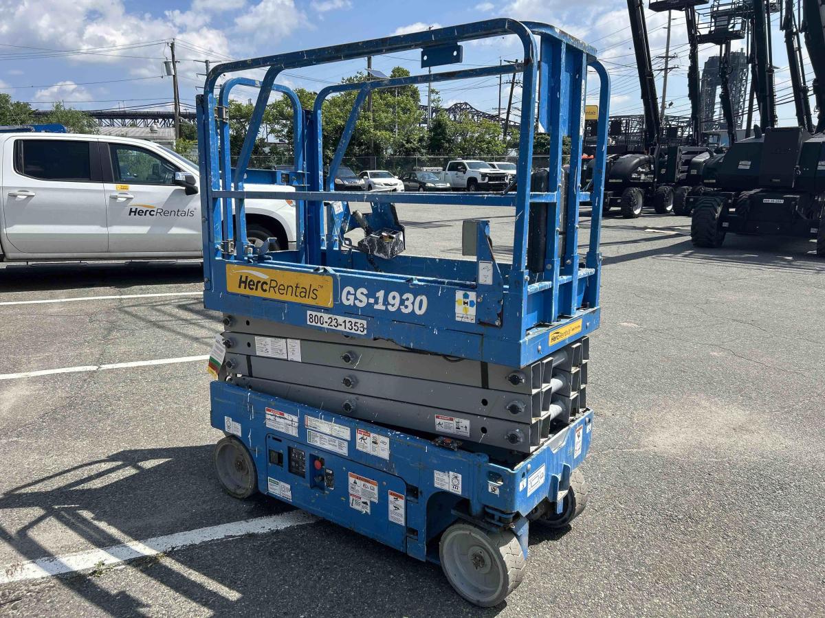 2018 Genie GS-1930-4