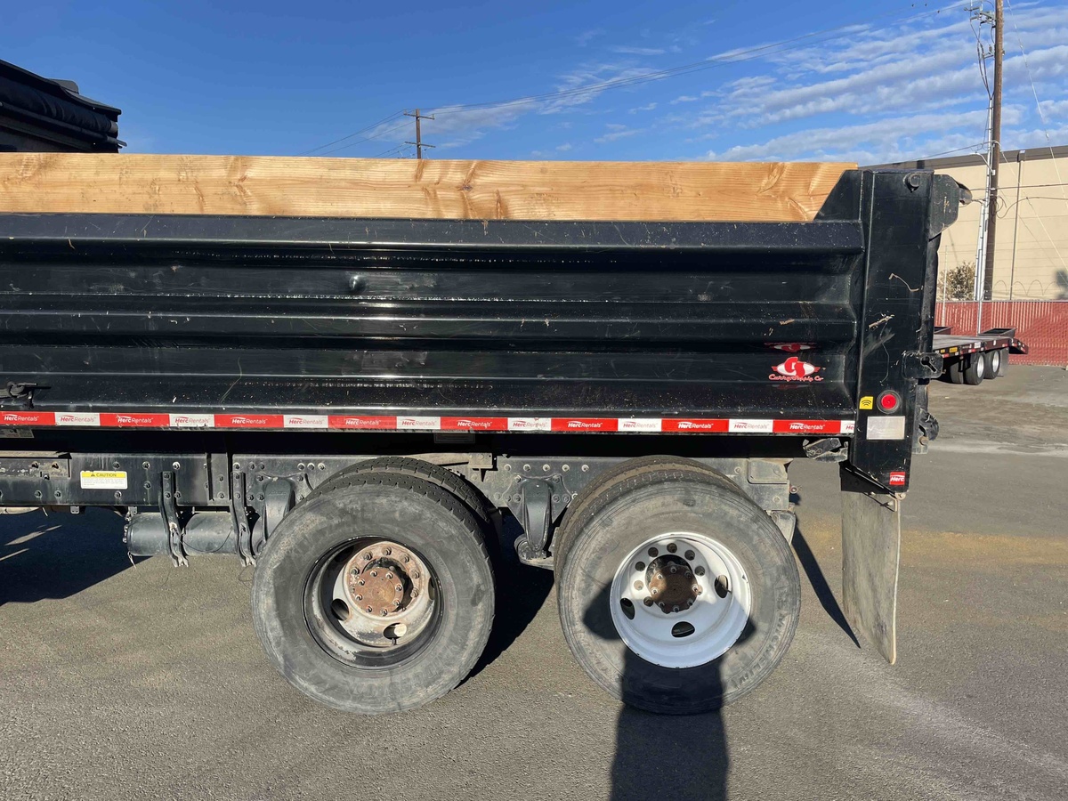 2019 Freightliner M2106-14