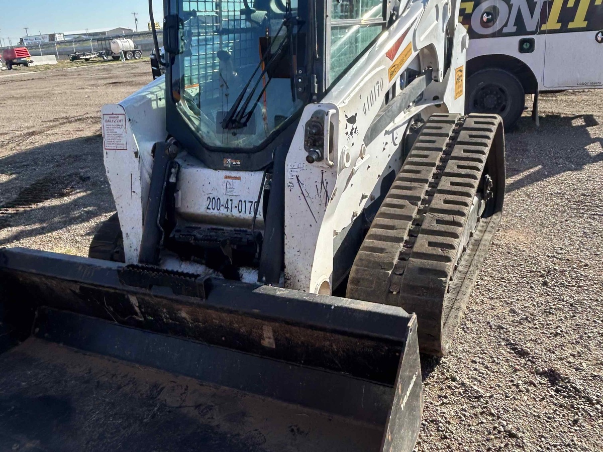 2021 Bobcat T870-5