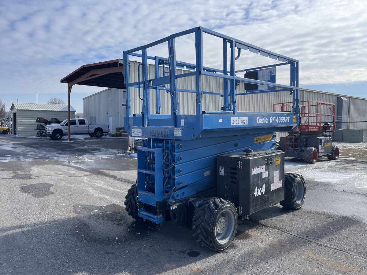 2017 Genie GS-4069 RT