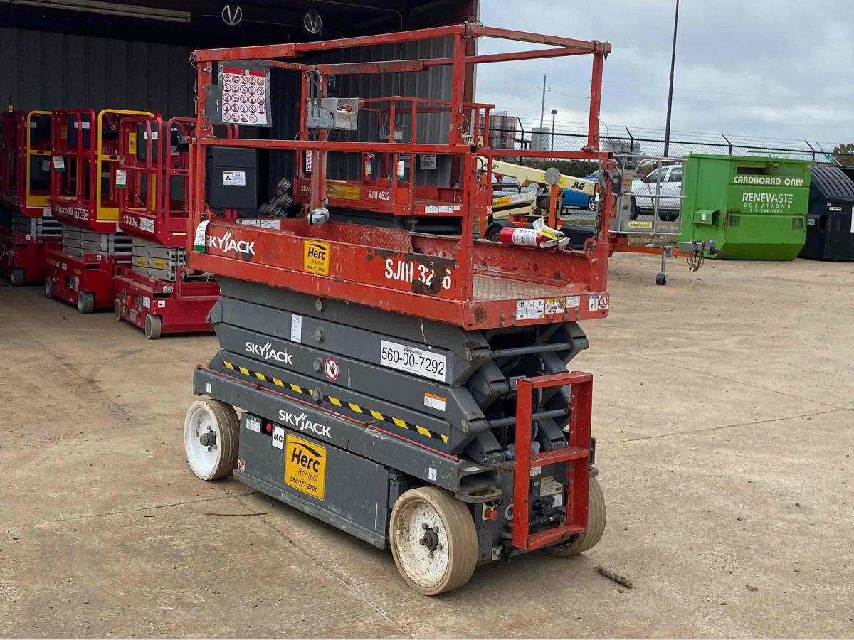 2015 Skyjack SJ3226