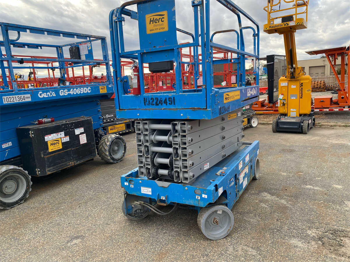 2017 Genie GS-4047-3