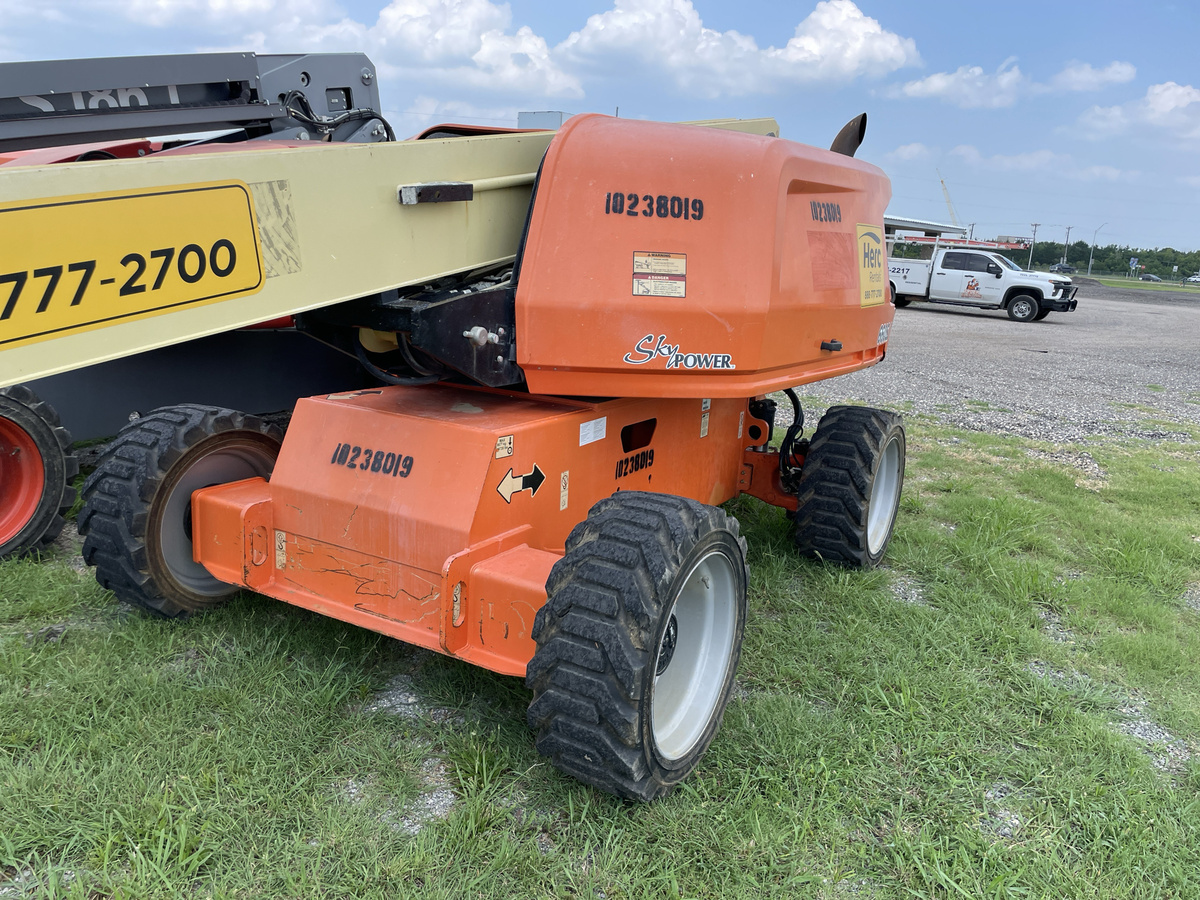 2018 JLG 660SJ-13