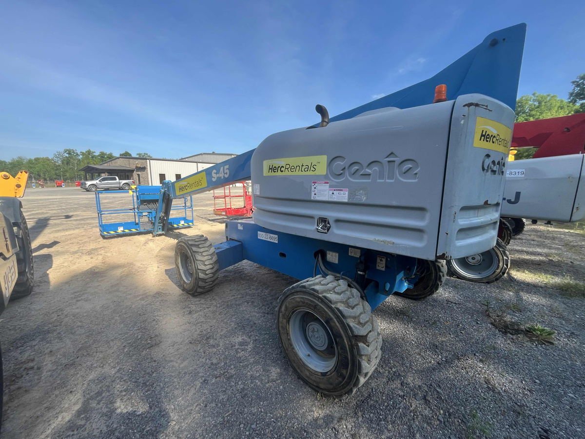 2018 Genie S-45-7