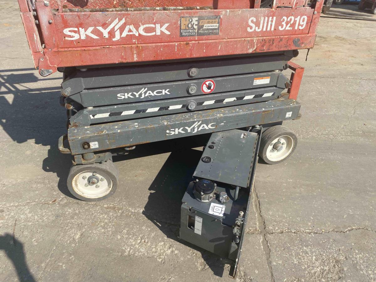 2017 Skyjack SJ3219
