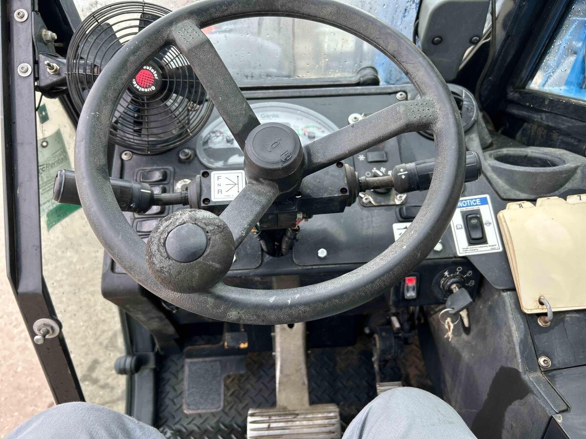 2019 Genie GTH-1056-9