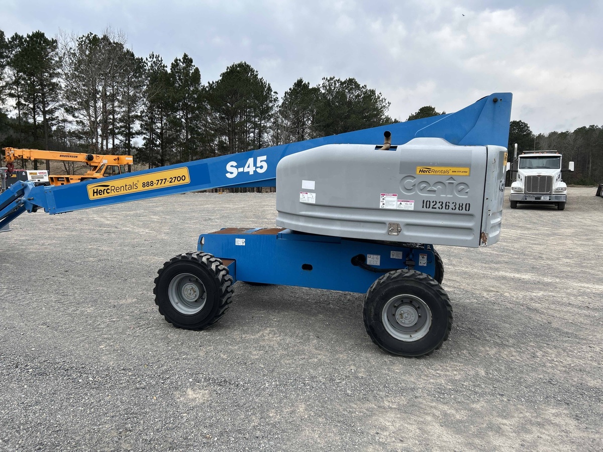 2018 Genie S-45-2