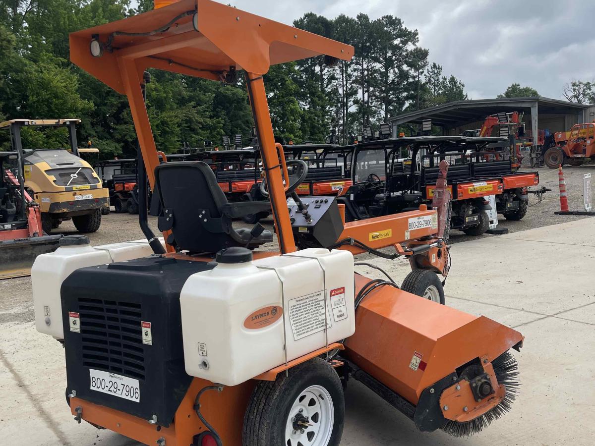 2020 LayMor SM300-5