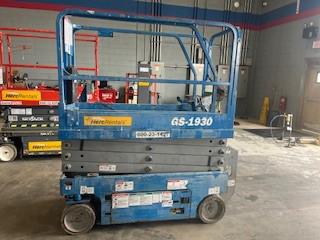 2018 Genie GS-1930