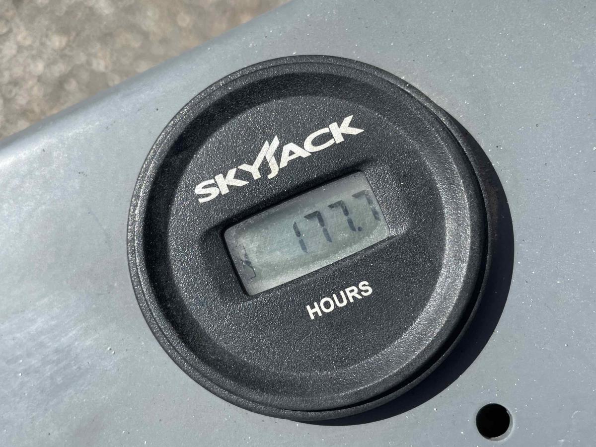 2017 Skyjack SJ3219