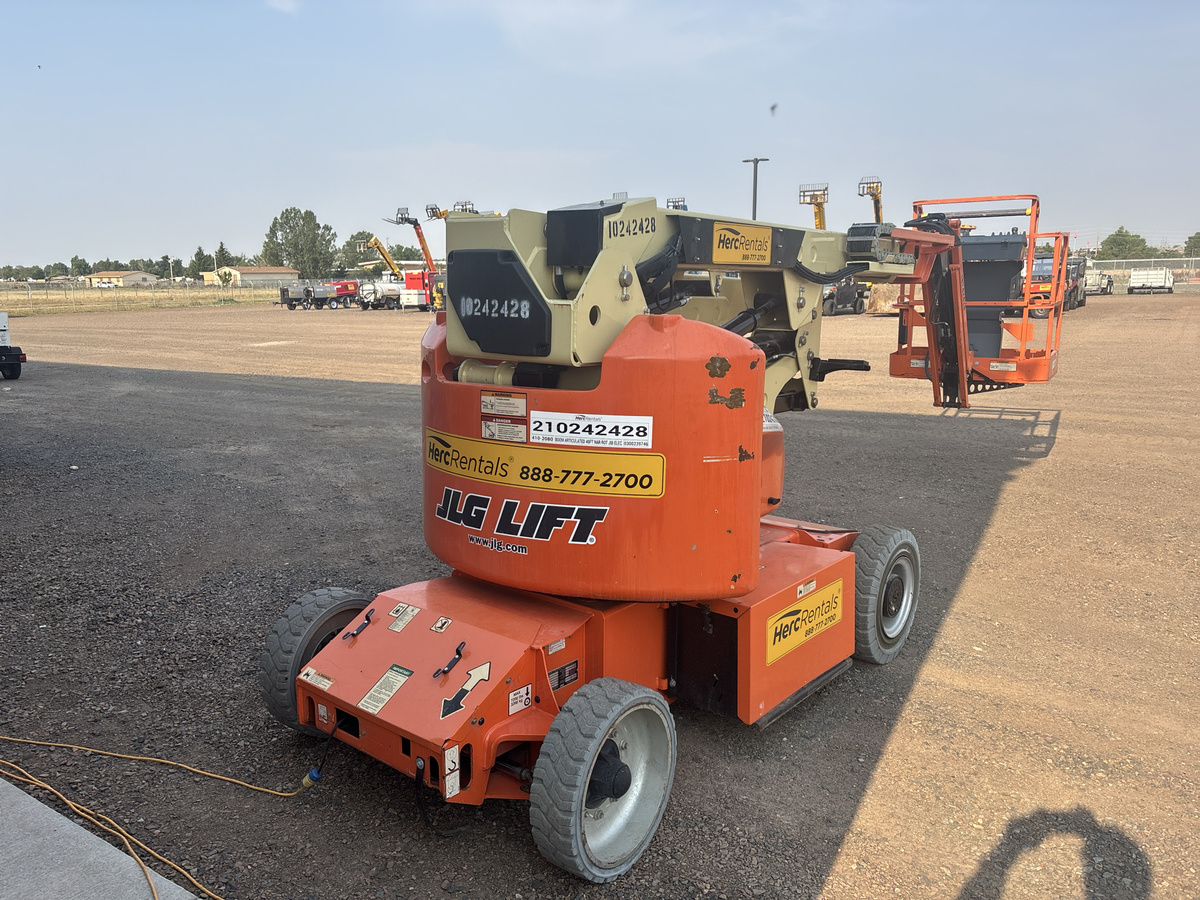2018 JLG E400AJPN-6