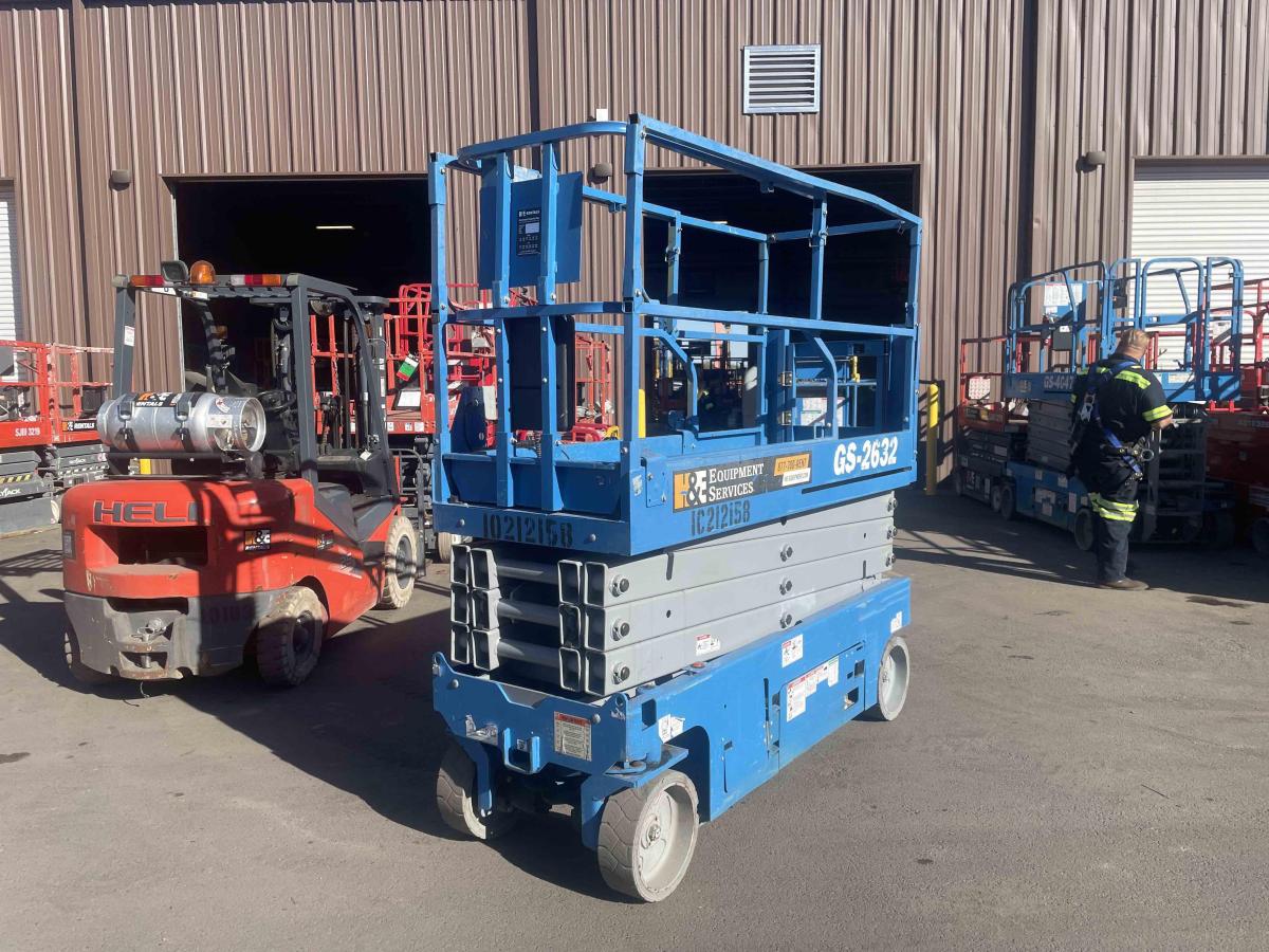 2017 Genie GS-2632