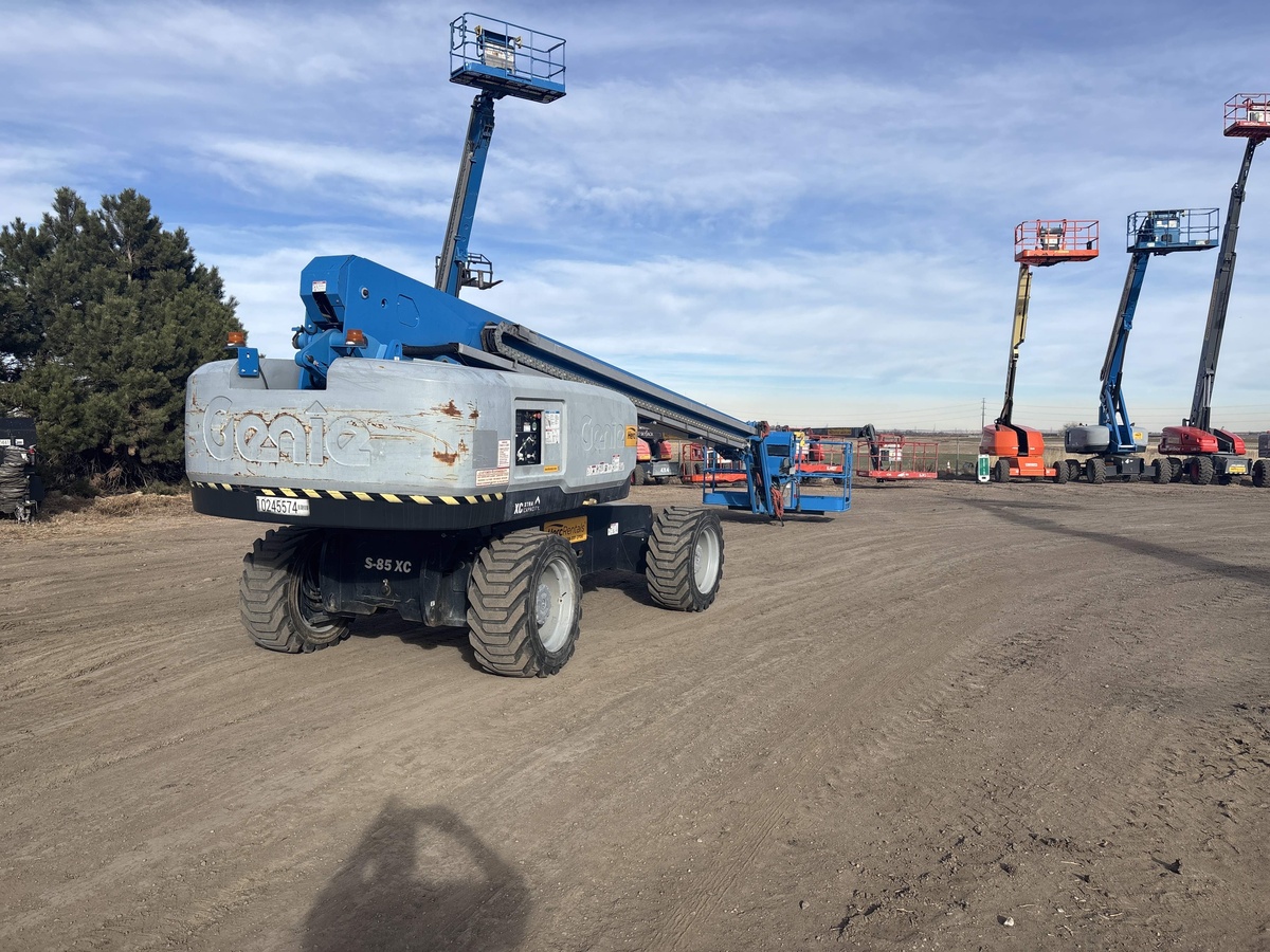 2018 Genie S-85-6