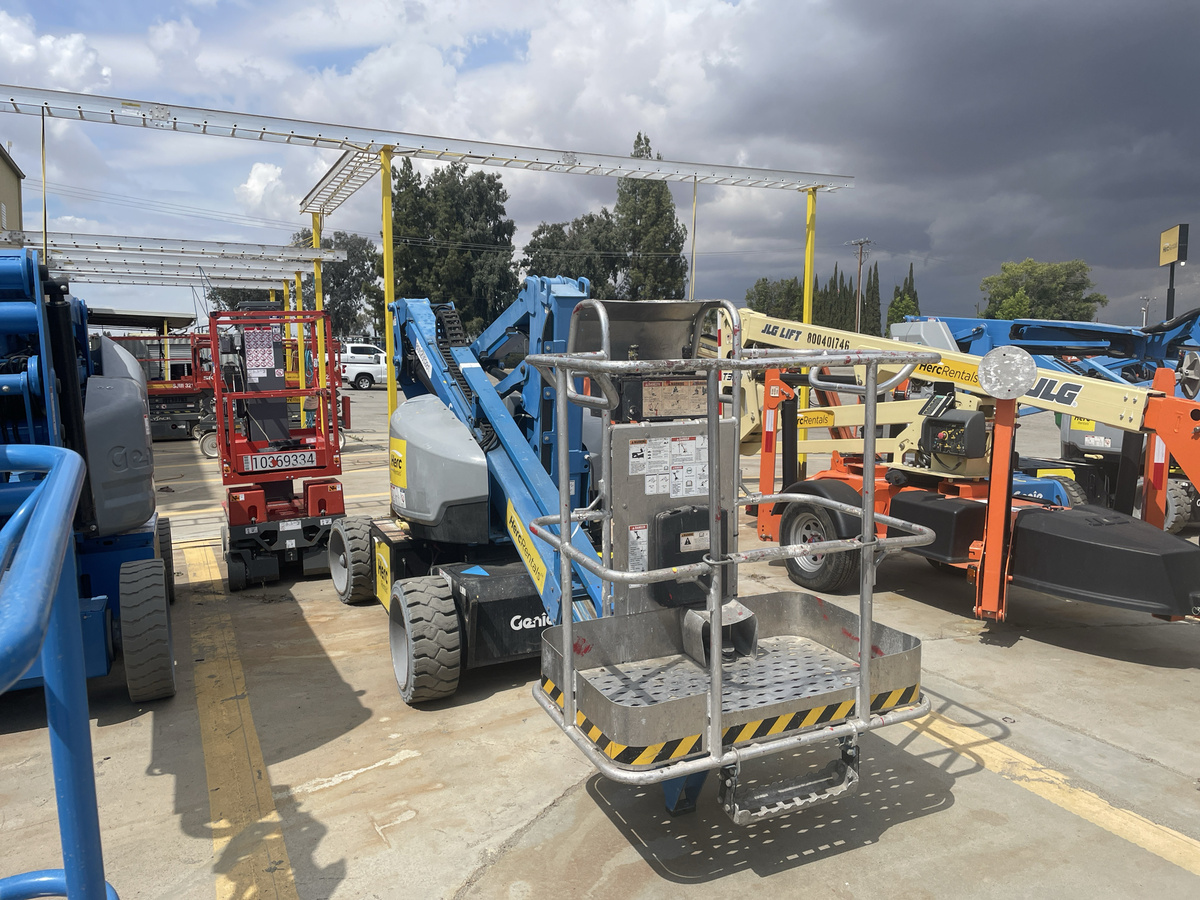 2018 Genie Z-33/18-2