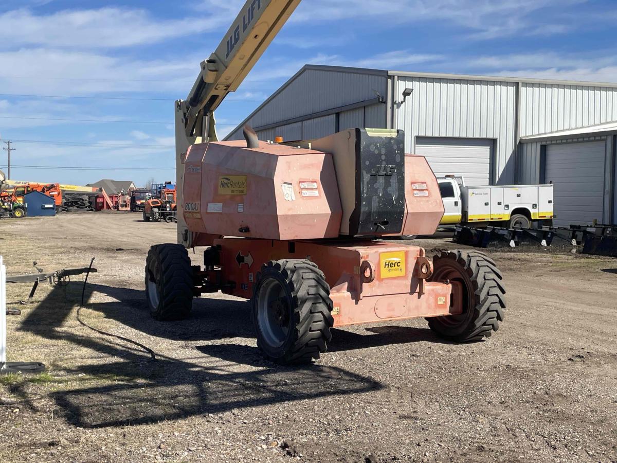 2015 JLG 800AJ
