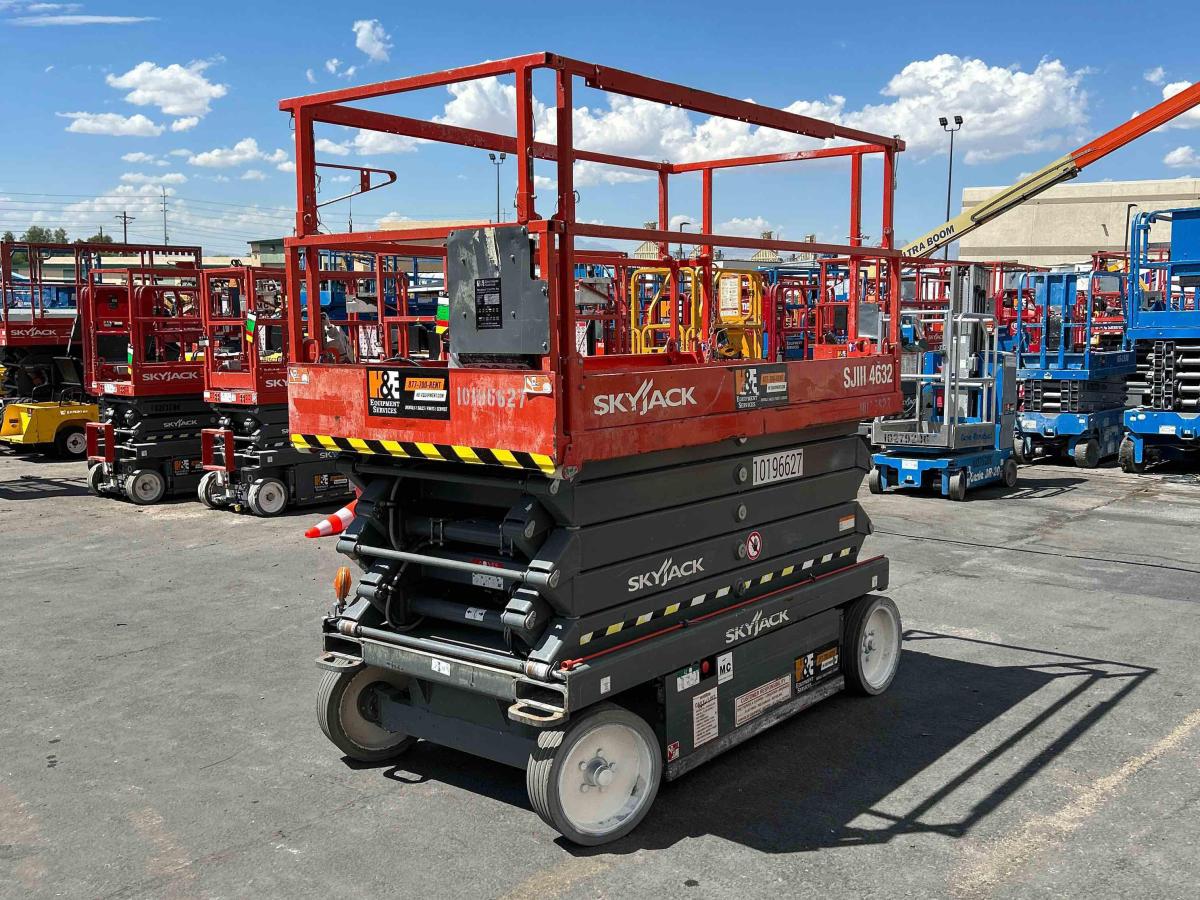 2016 Skyjack SJ4632