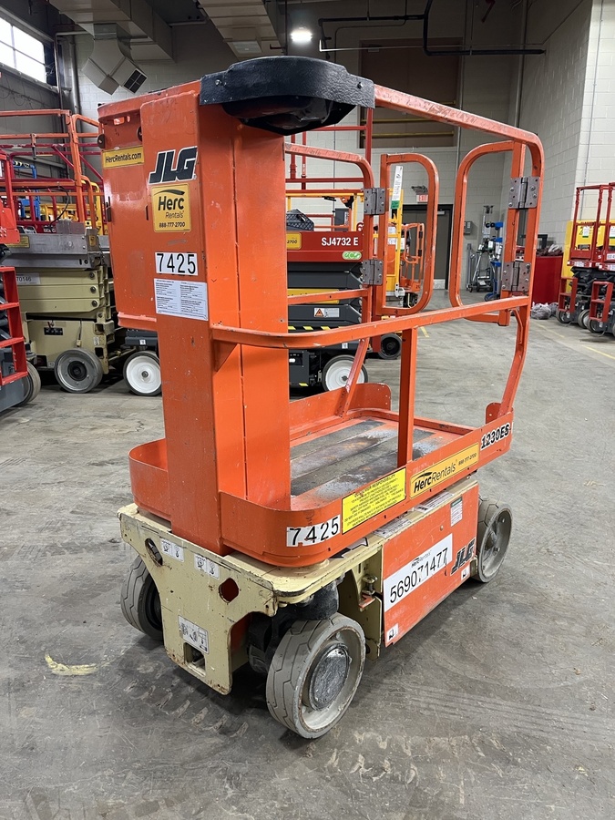 2019 JLG 1230ES-2