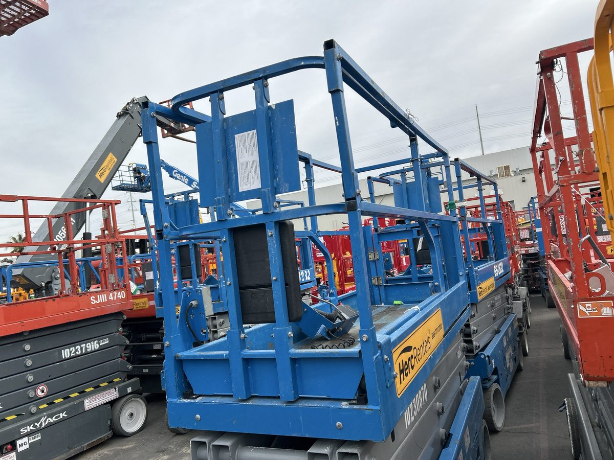 2017 Genie GS-2632-7